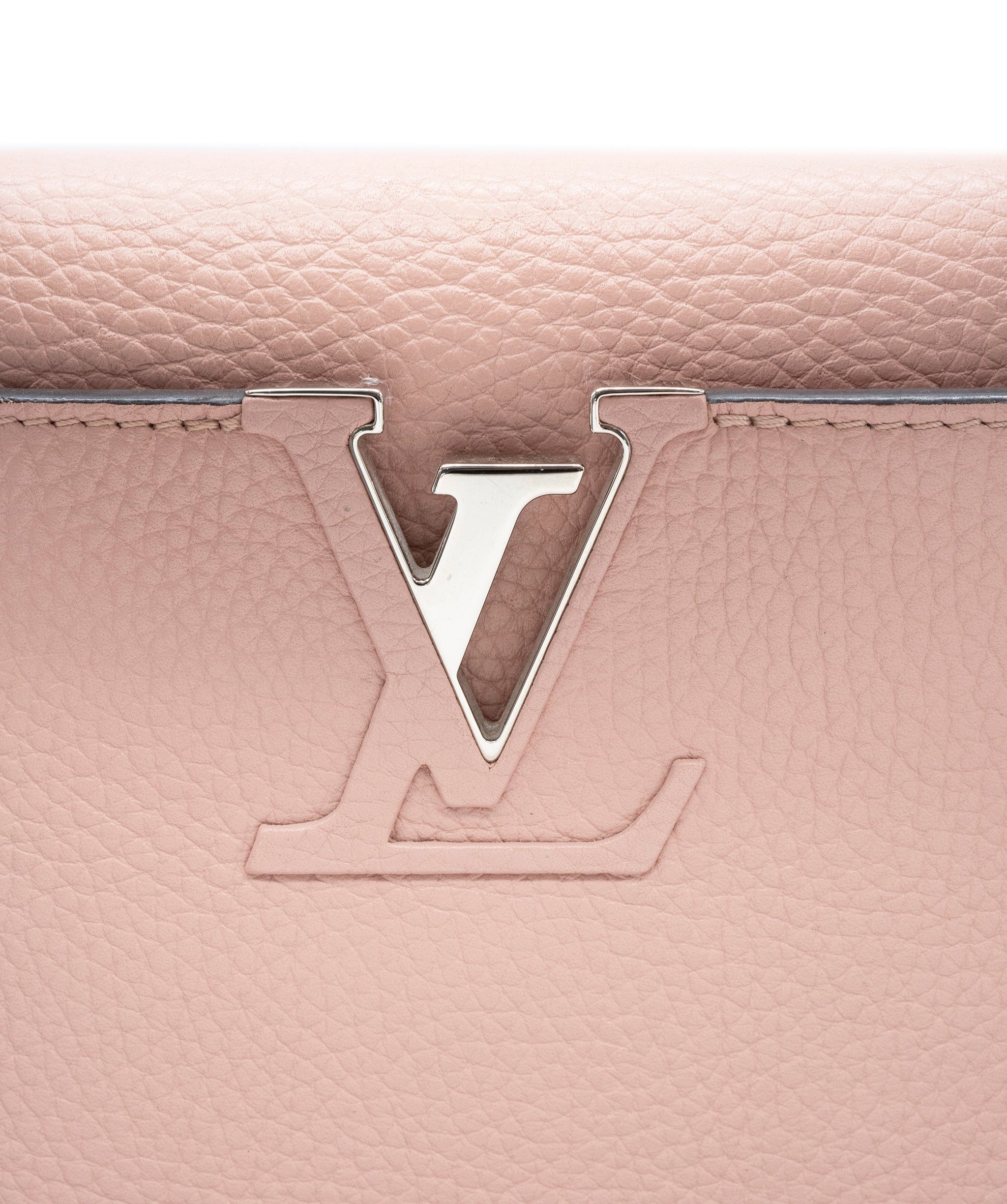 Louis Vuitton Louis Vuitton capucine MM pink SHW AVL1100