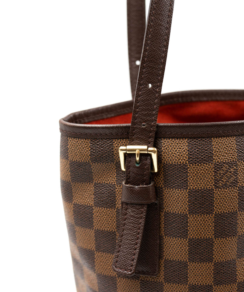 Louis Vuitton LV Vintage Marais Bucket Shoulder Bag, Luxury, Bags