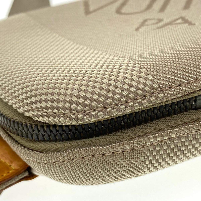 Louis Vuitton Louis Vuitton Damier Geant Mage Body Bag