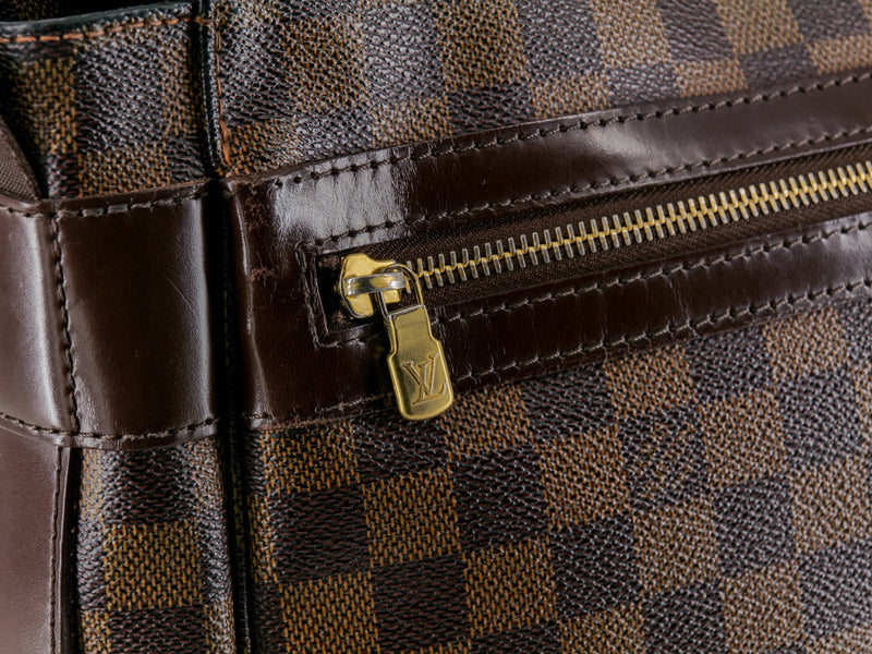 Louis Vuitton Ultra Rare Damier Ebene Mini Computer Bag Leather ref.337718  - Joli Closet
