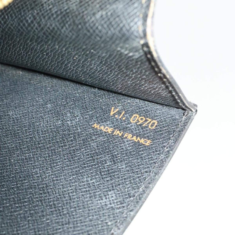 LOUIS VUITTON Epi Montaigne 27 Clutch Bag – LuxuryPromise