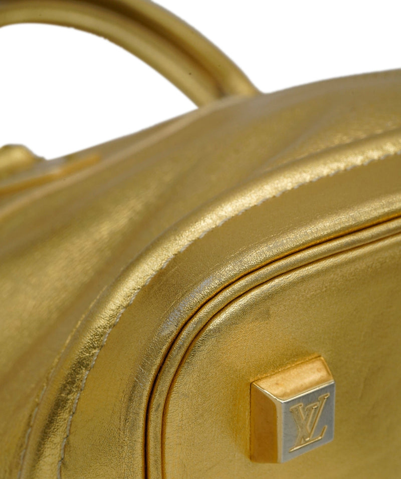 Louis Vuitton Metallic Suhali Lockit PM Gold