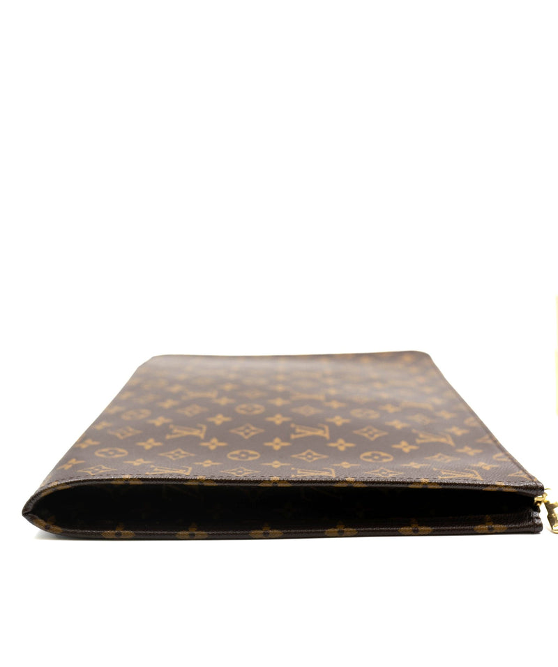 Louis Vuitton Laptop Case – BRIK