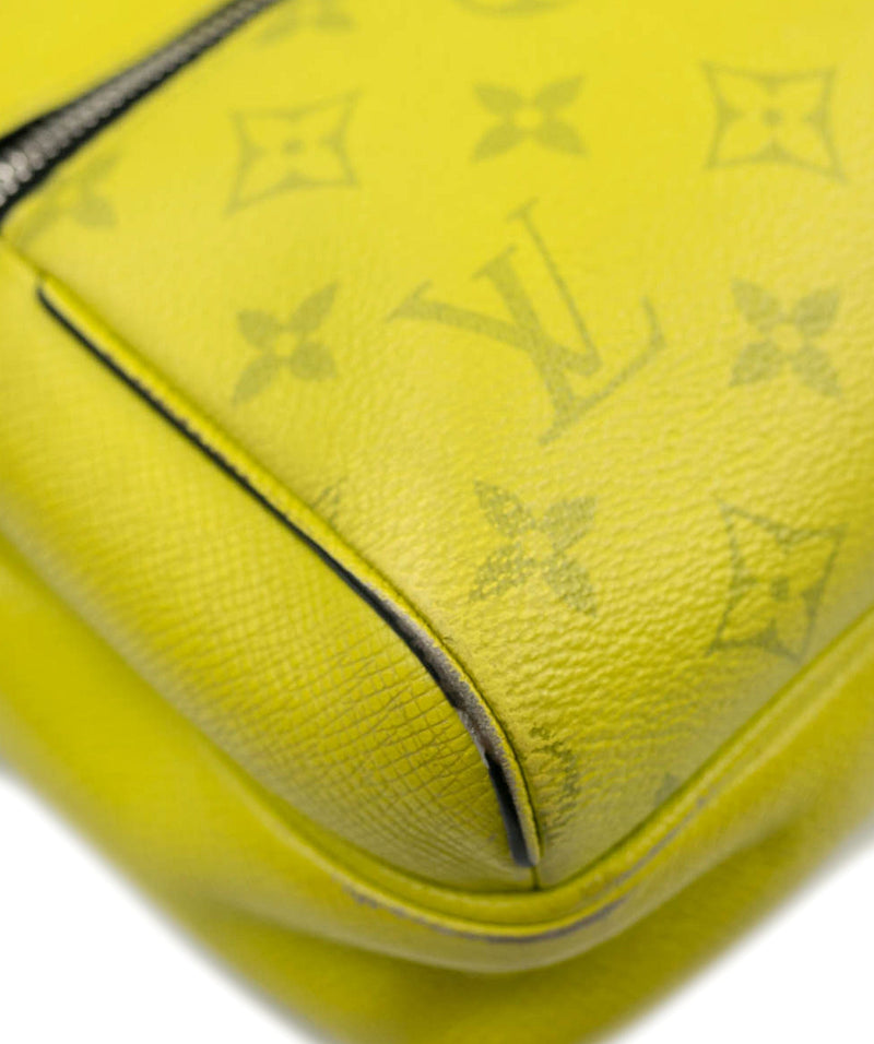 Louis Vuitton Outdoor Messenger Bag – ZAK BAGS ©️
