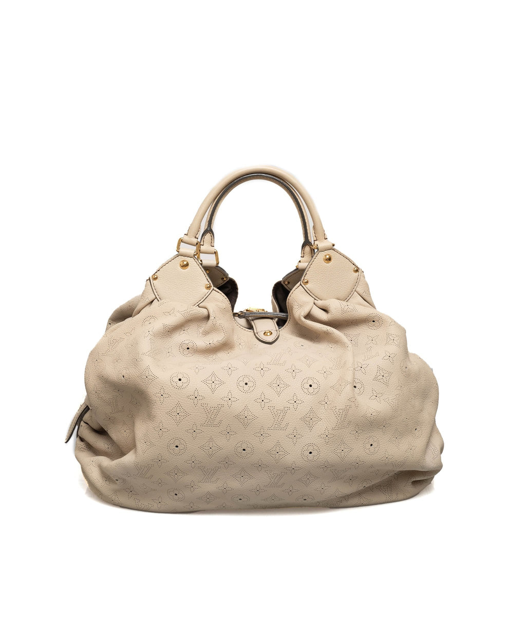 Louis Vuitton, Bags, Beautiful Louis Vuitton Mahina Xl Ivory