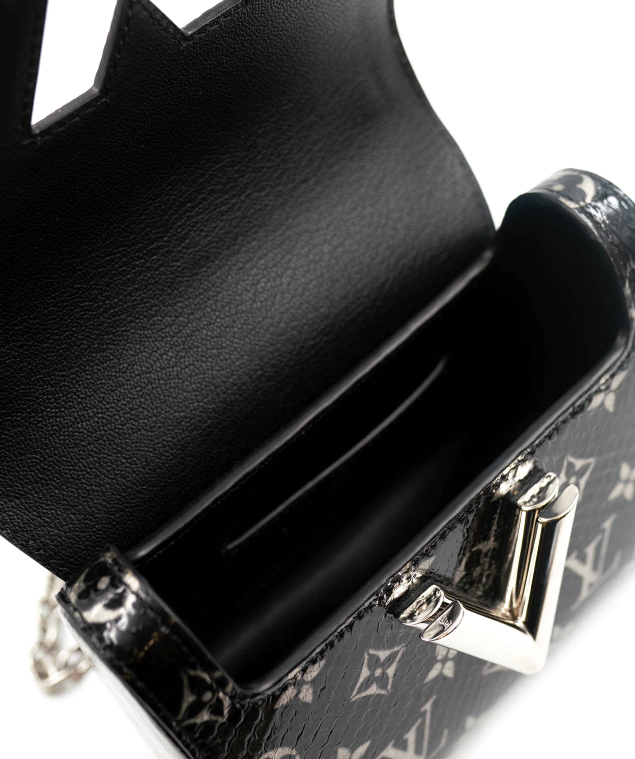 Louis Vuitton Louis Vuitton LV Twist Bag with Monogram Shoulder Bag PM - AWC1683