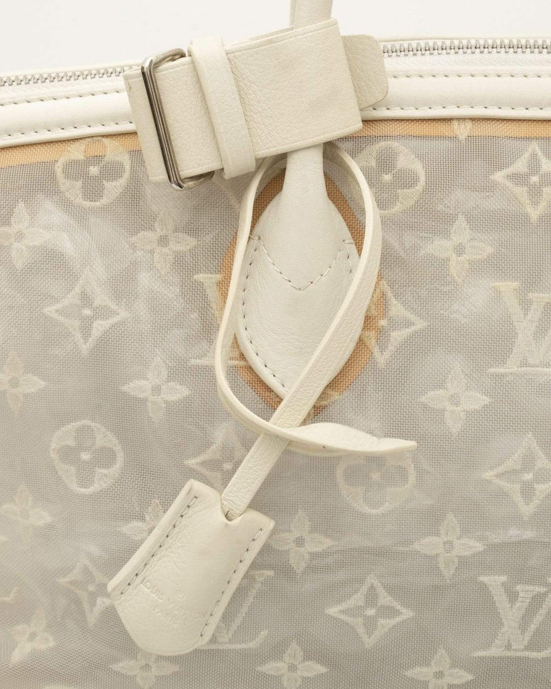 Pre-owned Louis Vuitton 2012 Lockit East-west Handbag In White