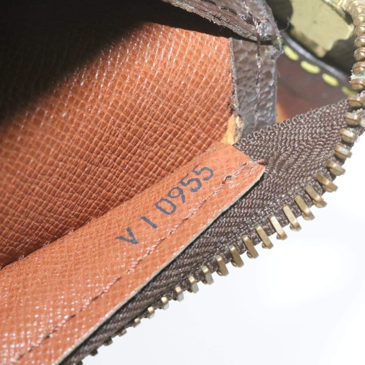 Louis Vuitton Louis Vuitton Monogram Babylone MW2235