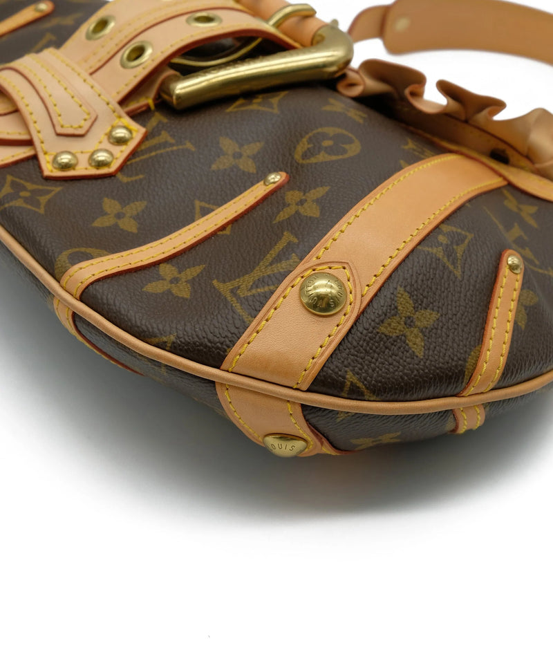 Louis Vuitton Lockmini Beige Leather ref.973562 - Joli Closet