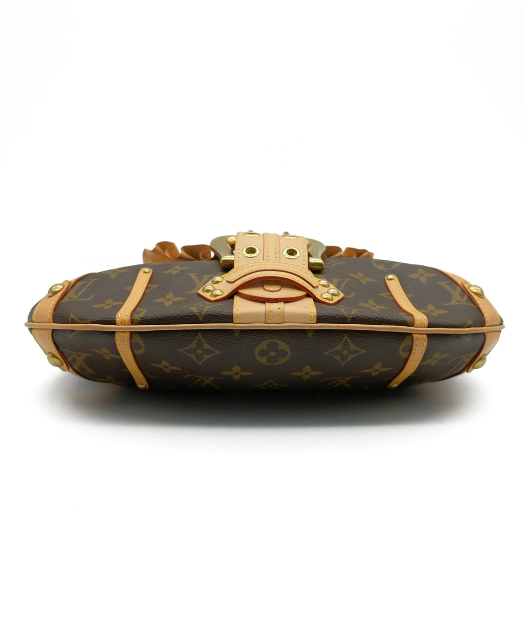 Louis Vuitton Monogram Canvas Leonor Bag ○ Labellov ○ Buy and