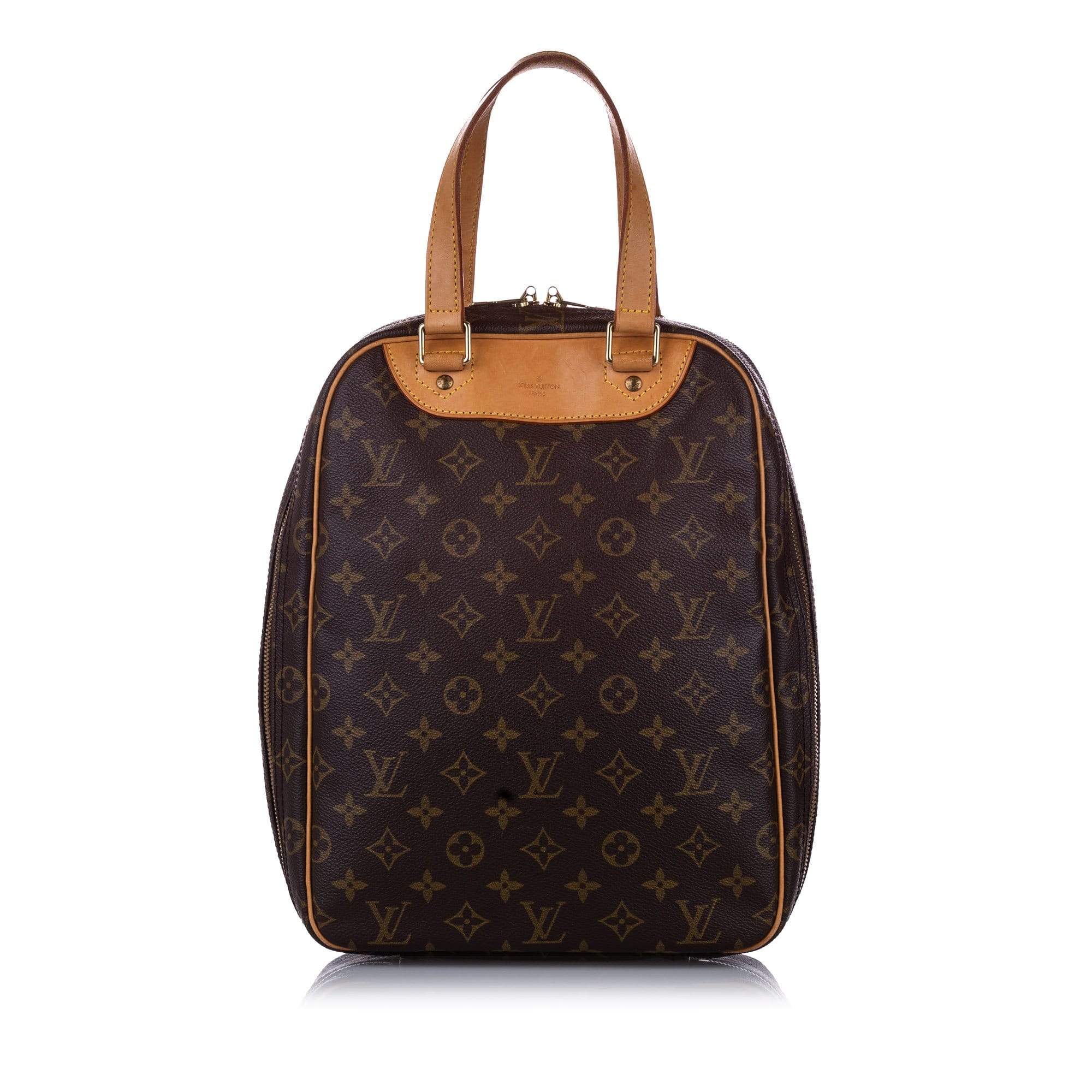 Louis Vuitton Louis Vuitton Monogram Excursion AWC1016