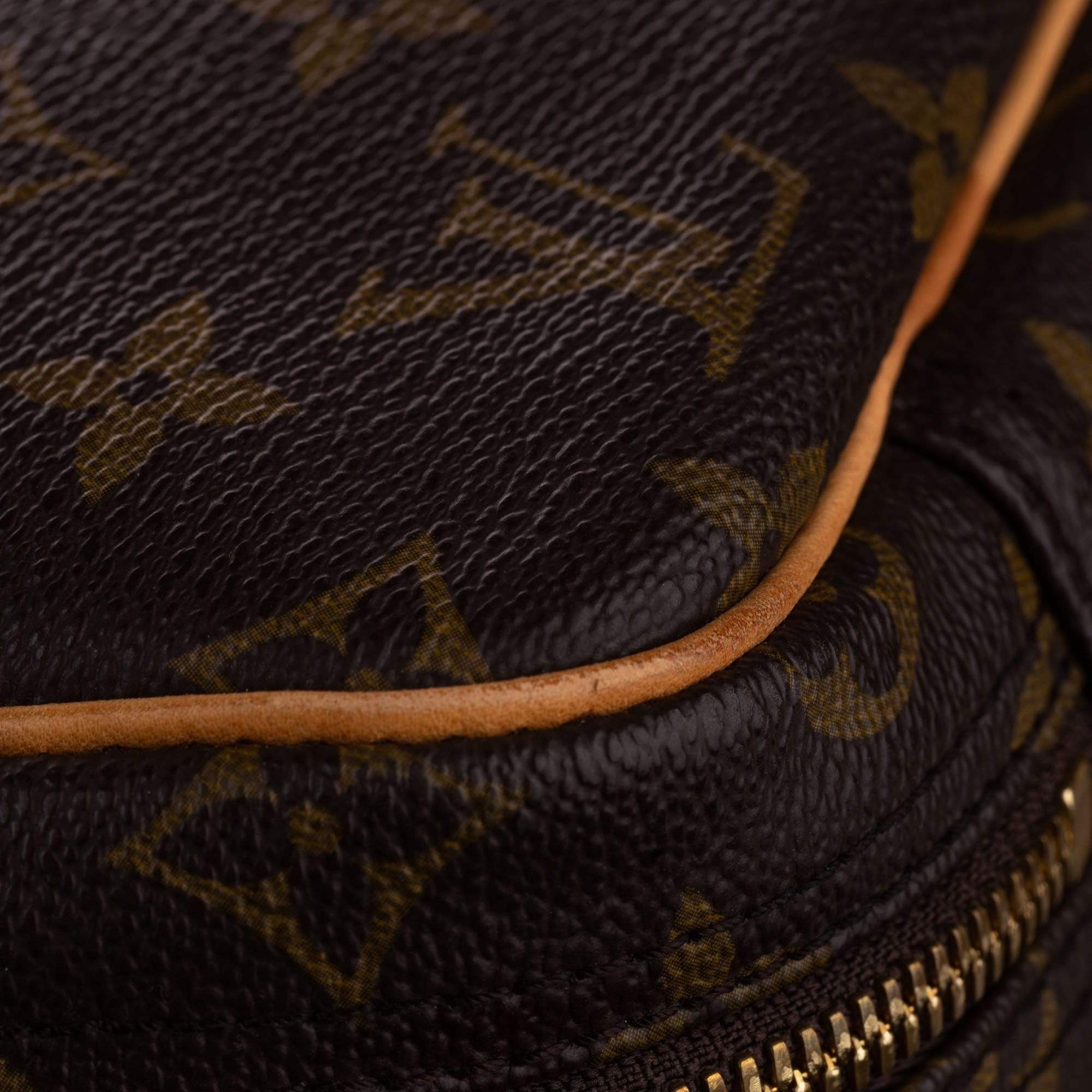 Louis Vuitton Louis Vuitton Monogram Excursion AWC1016