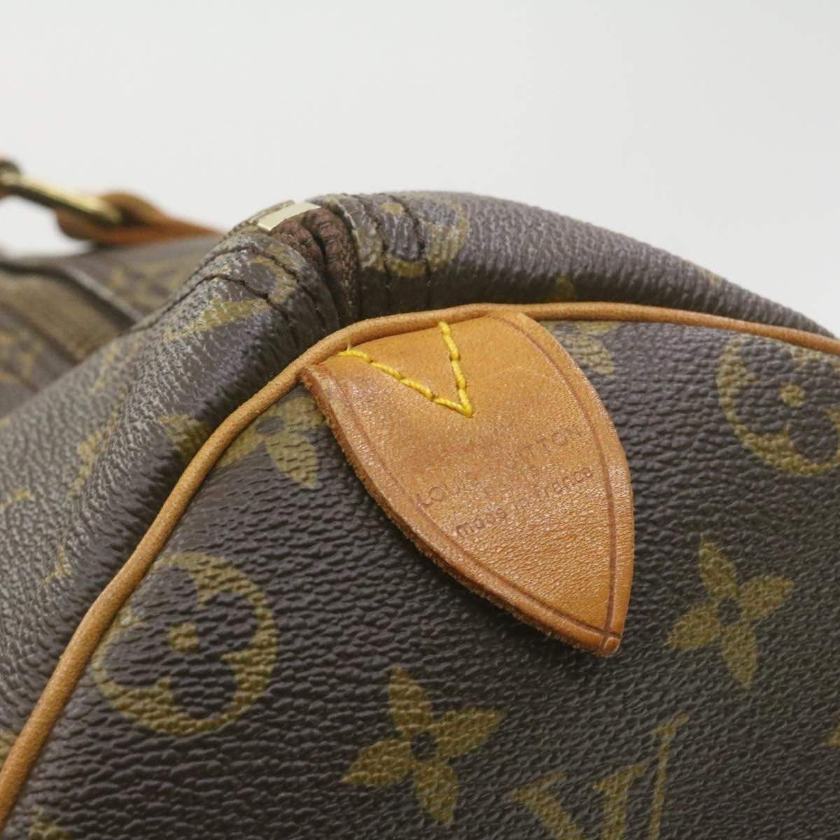 Louis Vuitton Louis Vuitton Monogram Keepall 50 Bag MW2229