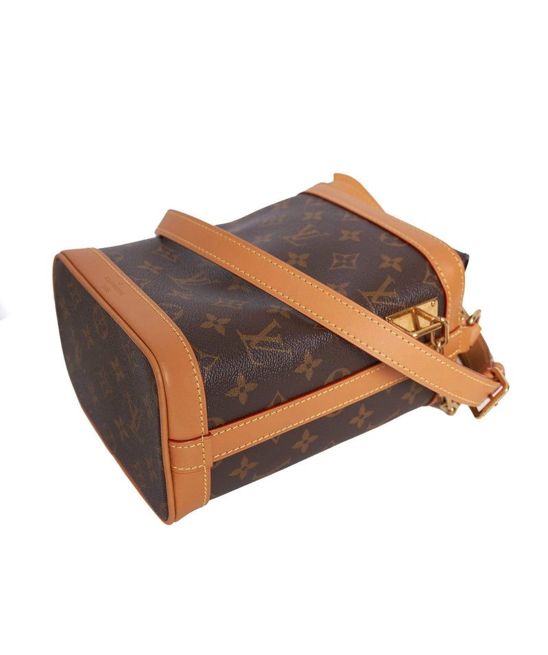Louis Vuitton Monogram Milkbox AGC1012 – LuxuryPromise