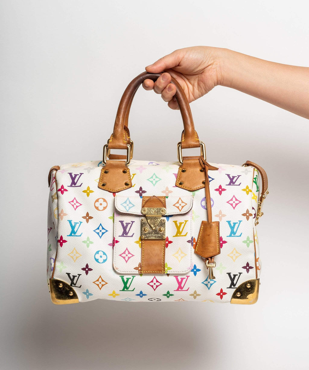 Classic handbags with color stickers - We are loving Louis