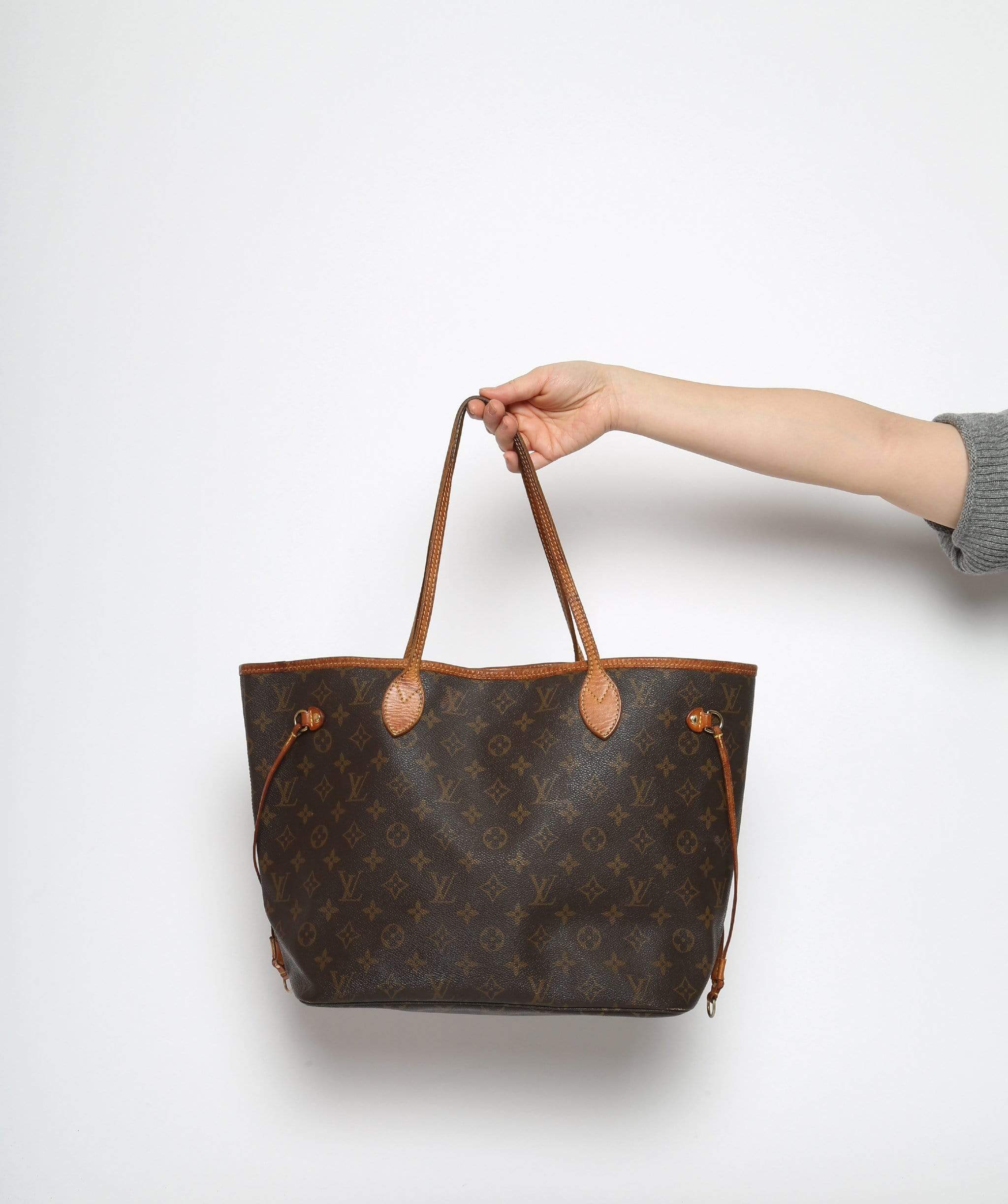 Louis Vuitton Louis Vuitton Monogram Nevefull AR3088