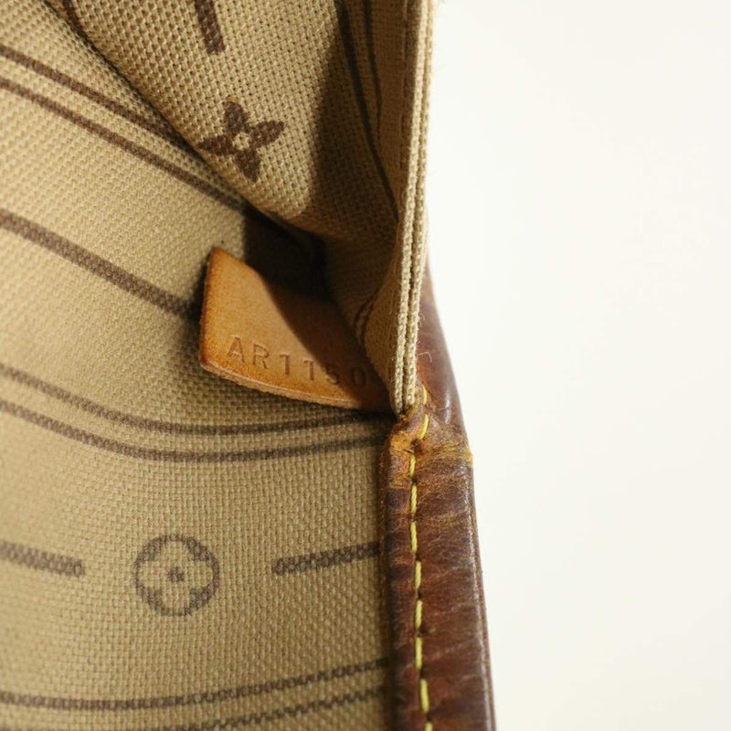 Louis Vuitton LOUIS VUITTON Monogram Neverfull MM Tote Bag AR1150