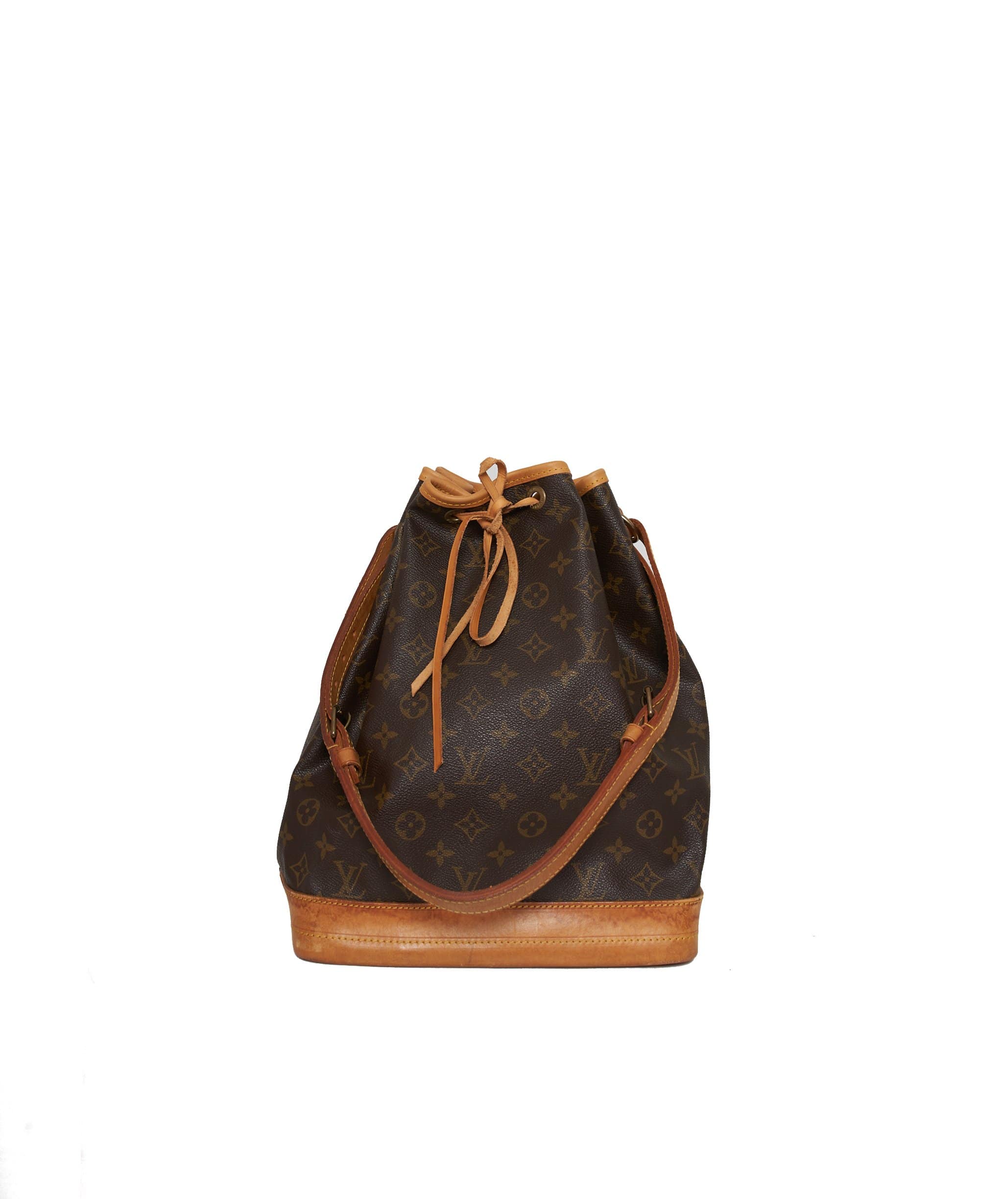 Louis Vuitton LOUIS VUITTON Monogram Noe Shoulder Bag MW2193