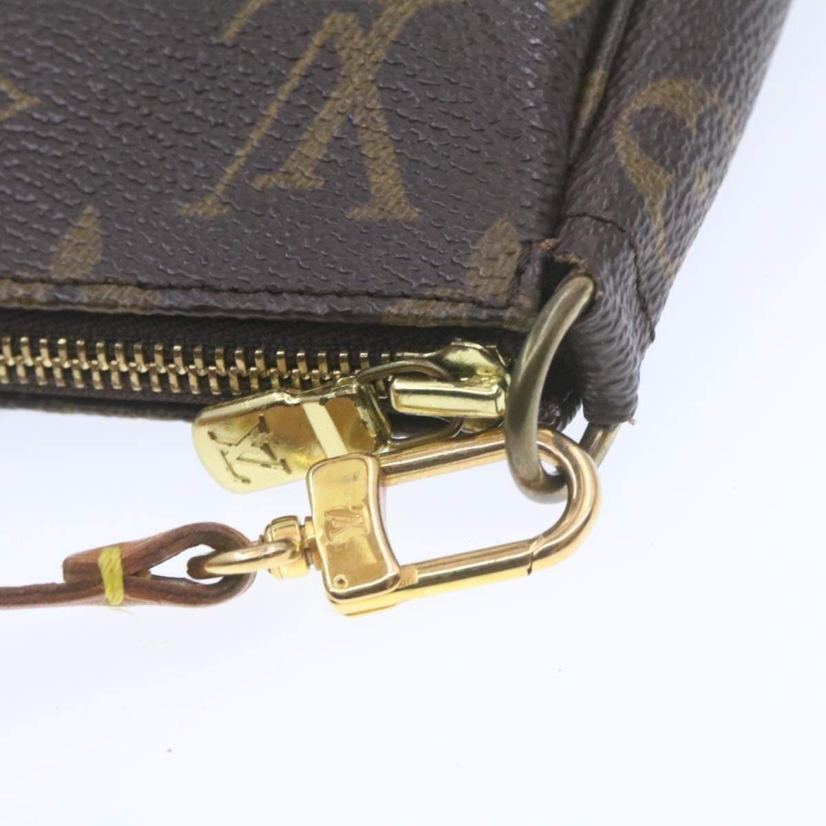 Louis Vuitton Louis Vuitton Monogram Pochette Accessoires CA0061