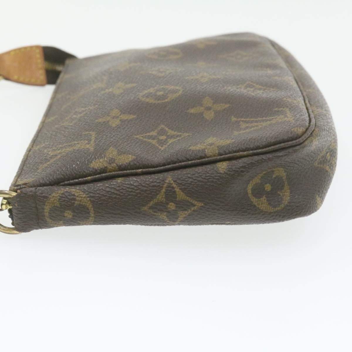 Louis Vuitton Louis Vuitton Monogram Pochette Accessoires MW2216