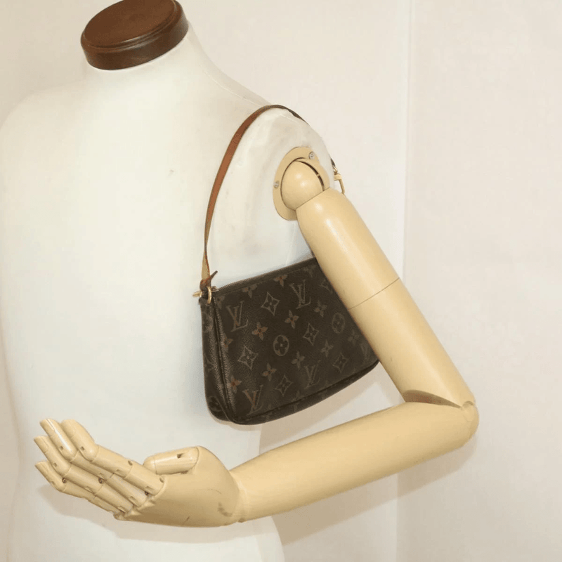Louis Vuitton Eva Shoulder Clutch In Monogram Vachette SOLD