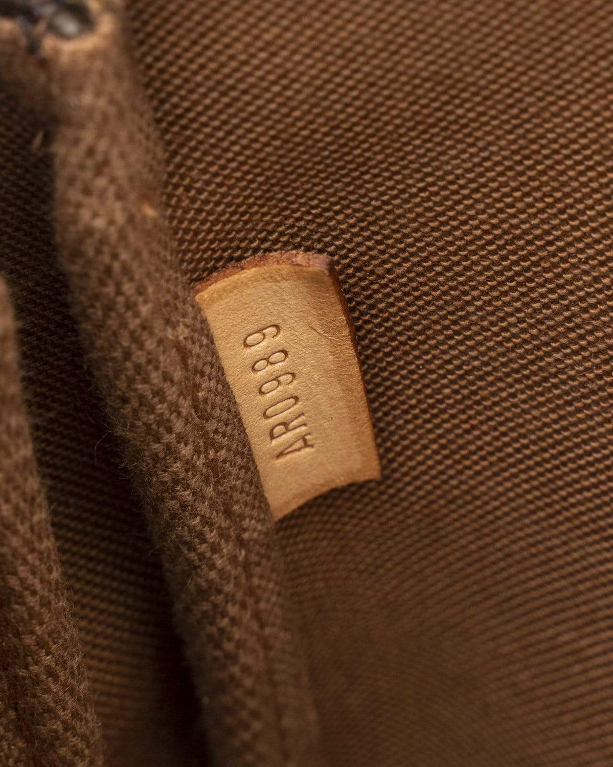 Louis Vuitton LOUIS VUITTON Monogram Pochette Accessoires Pouch Bag - AWL1912