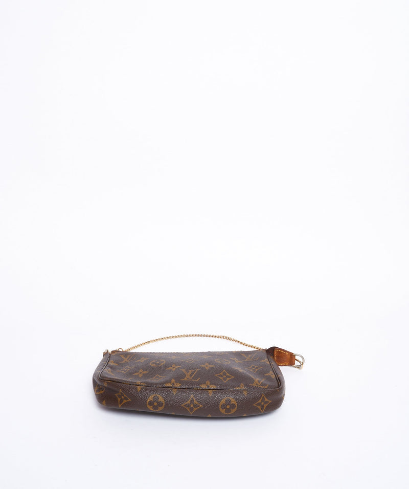 Louis Vuitton Pochette Accessoires Monogram Added Chain Crossbody Hand Bag