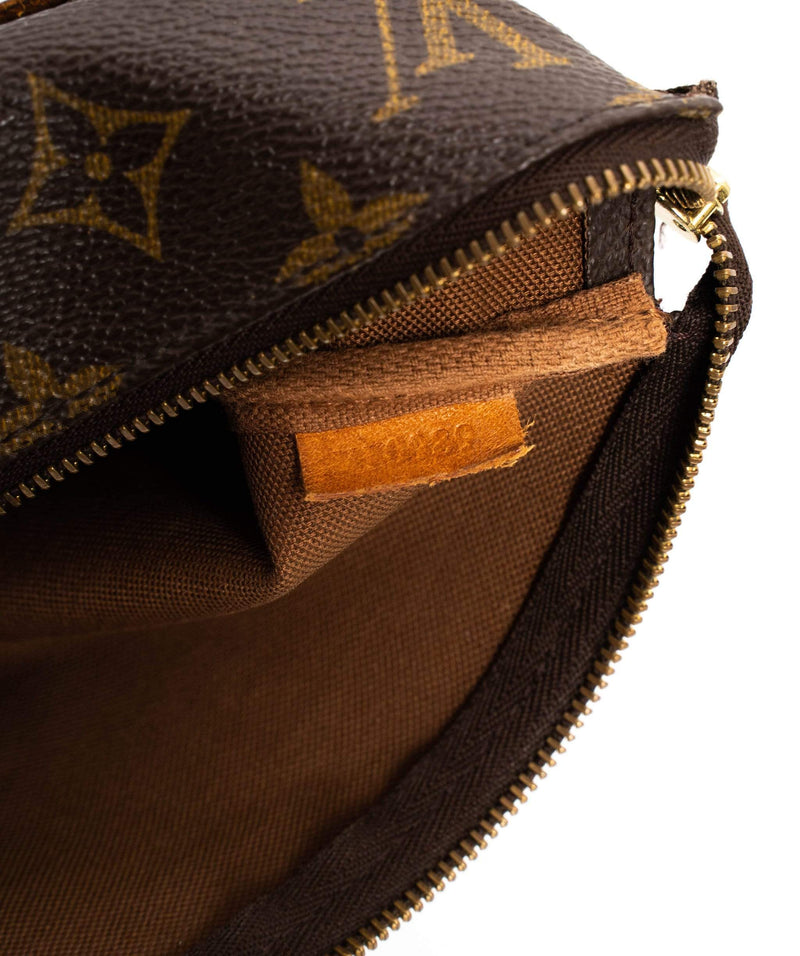 LOUIS VUITTON CERTIFIED Pouch Restored interior + complimentary