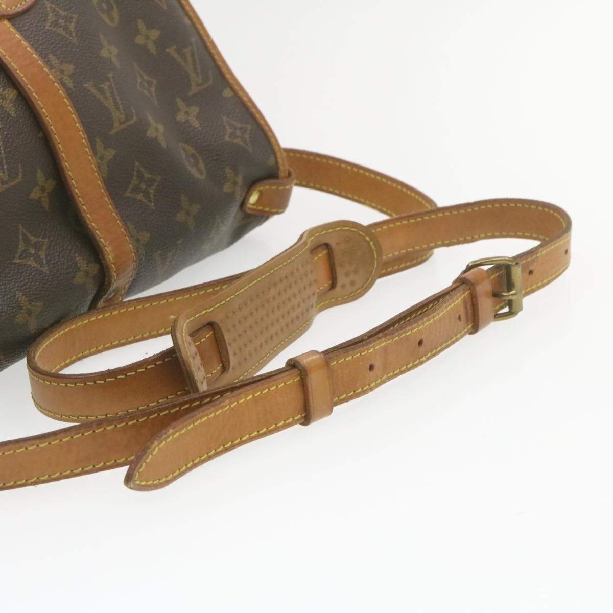 Louis Vuitton Louis Vuitton Monogram Saumur 30