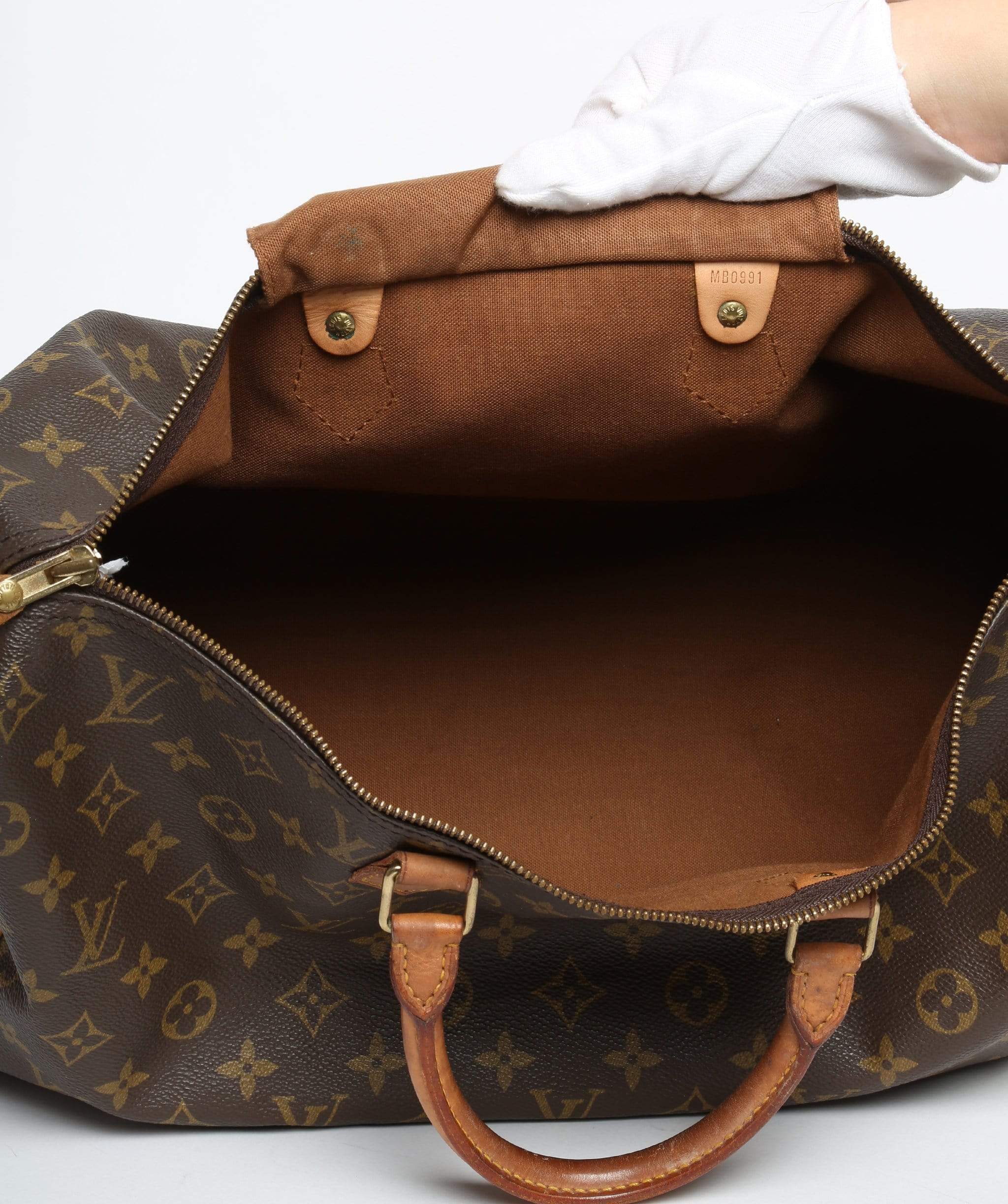 Louis Vuitton LOUIS VUITTON Monogram Speedy 40 Hand Bag MB0091