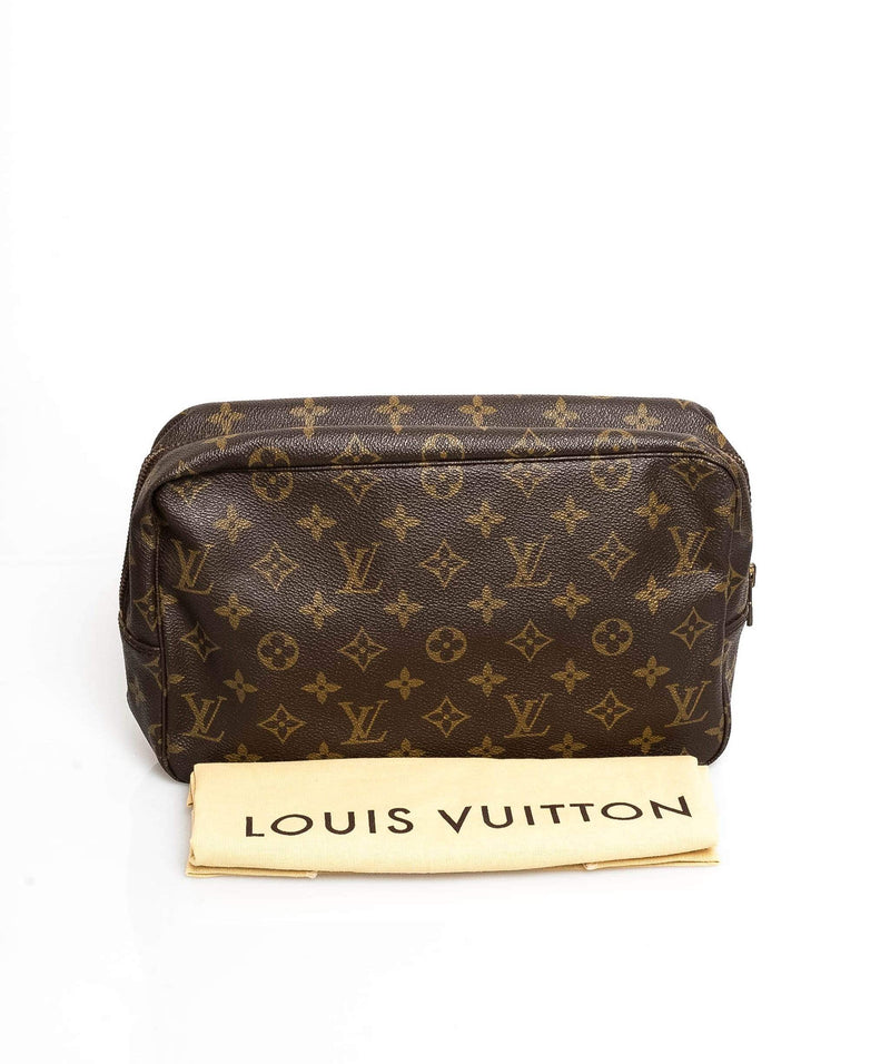 Clutch Bags Louis Vuitton Louis Vuitton Damier Azur Trousse Toilette 25 Cosmetic Pouch N41420 Auth 49017