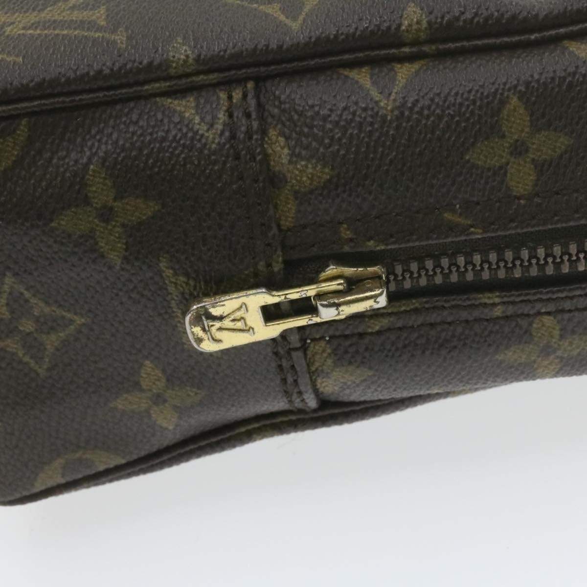 Louis Vuitton LOUIS VUITTON Monogram Trousse Toilette 28 Clutch Bag MW2192