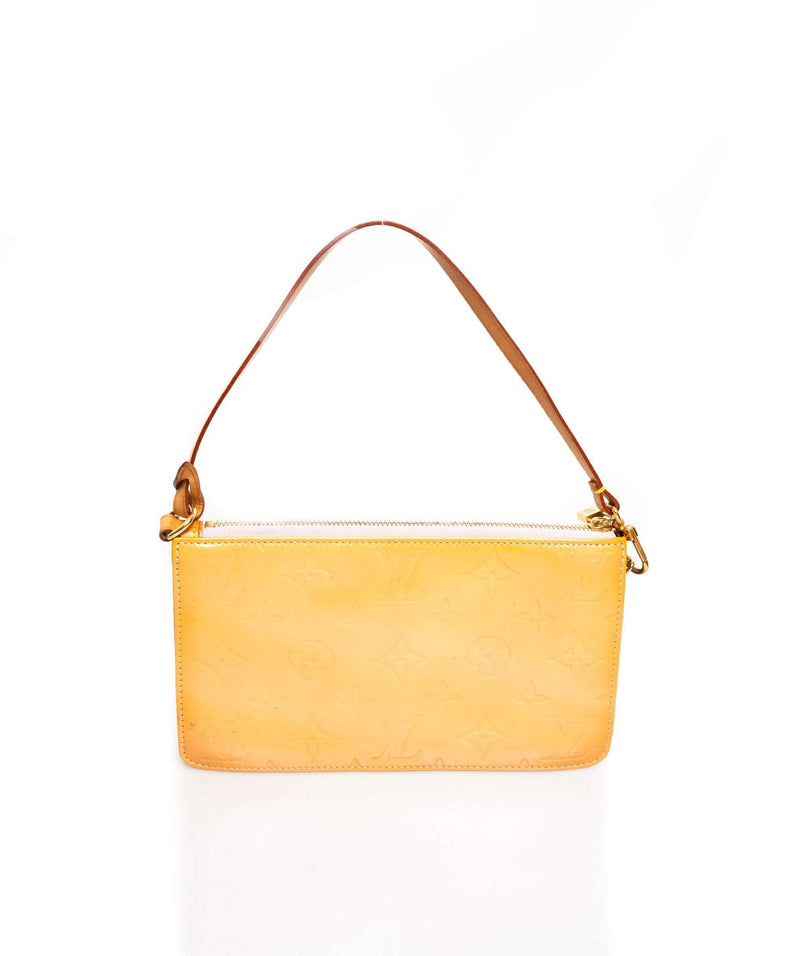 Louis Vuitton LV Marshmallow bag new Beige Leather ref.969416 - Joli Closet