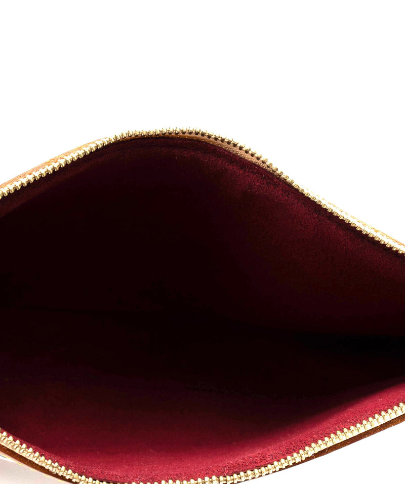 Louis Vuitton Murakami white pouchette with studs on leather straps - –  LuxuryPromise