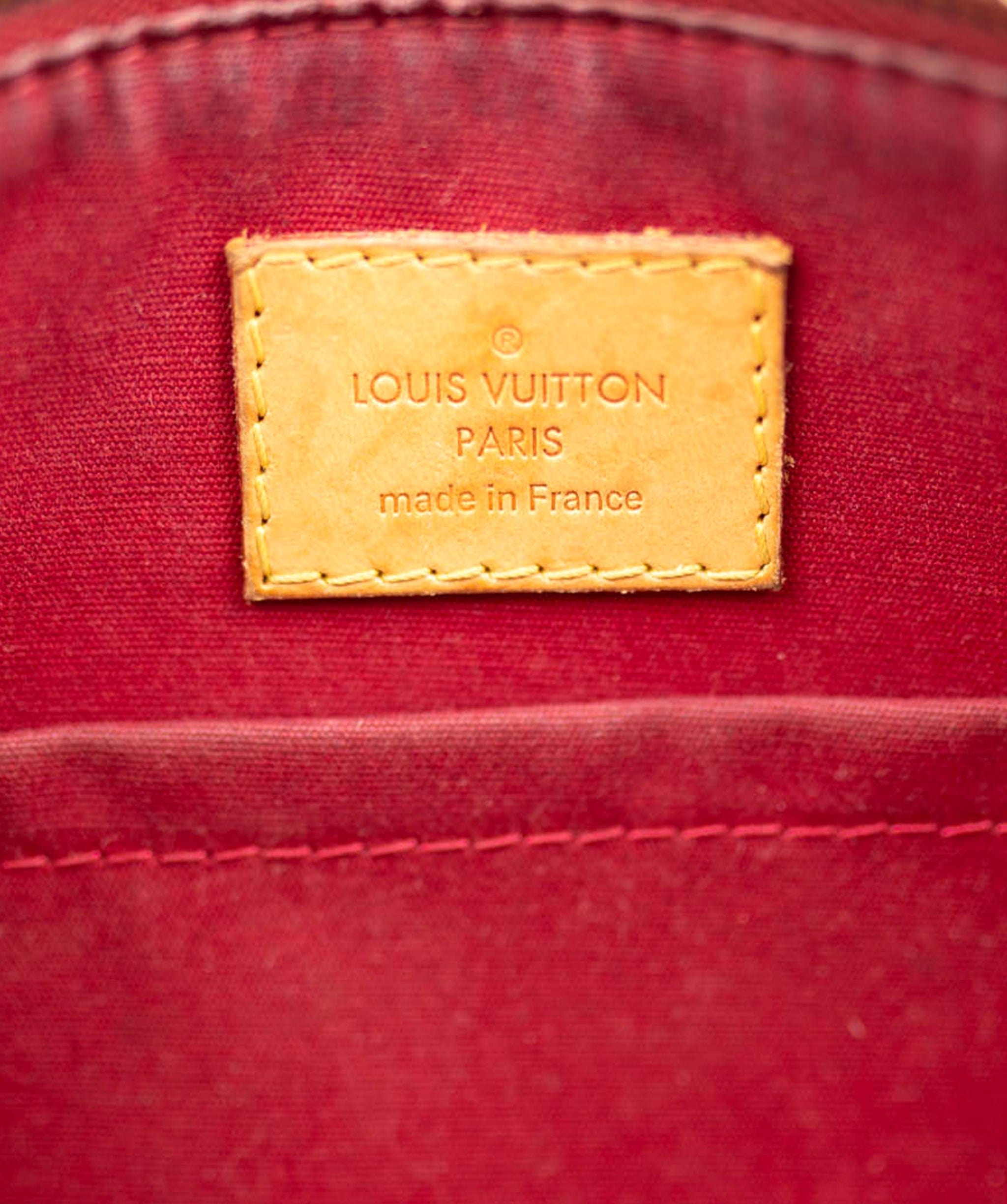 Louis Vuitton Louis Vuitton Red Verni Shoulder bag - AGL2223