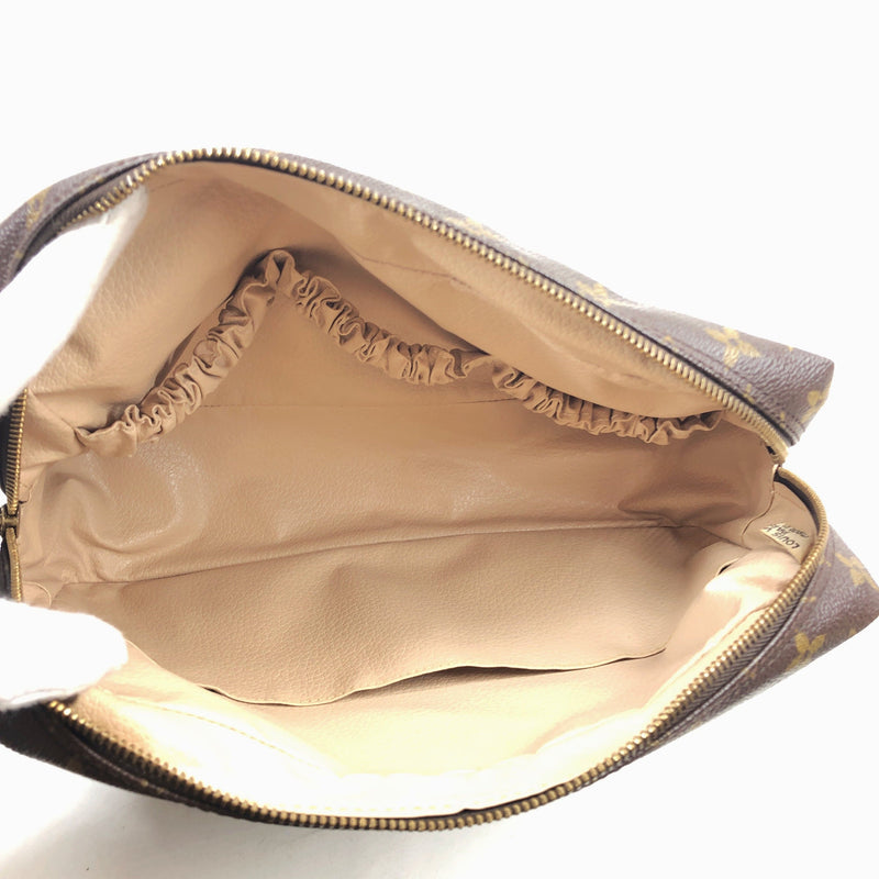 Louis Vuitton Trousse 28 Shoulder/Crossbody bag