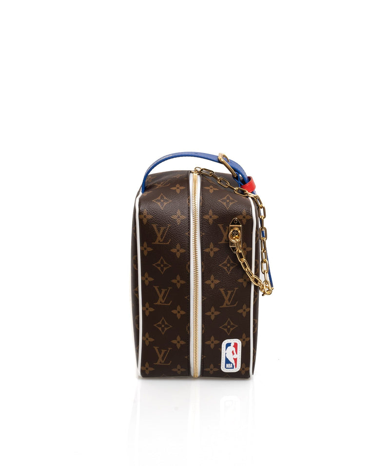 Louis Vuitton X NBA Cloakroom Dopp Kit Bag MW1342 – LuxuryPromise