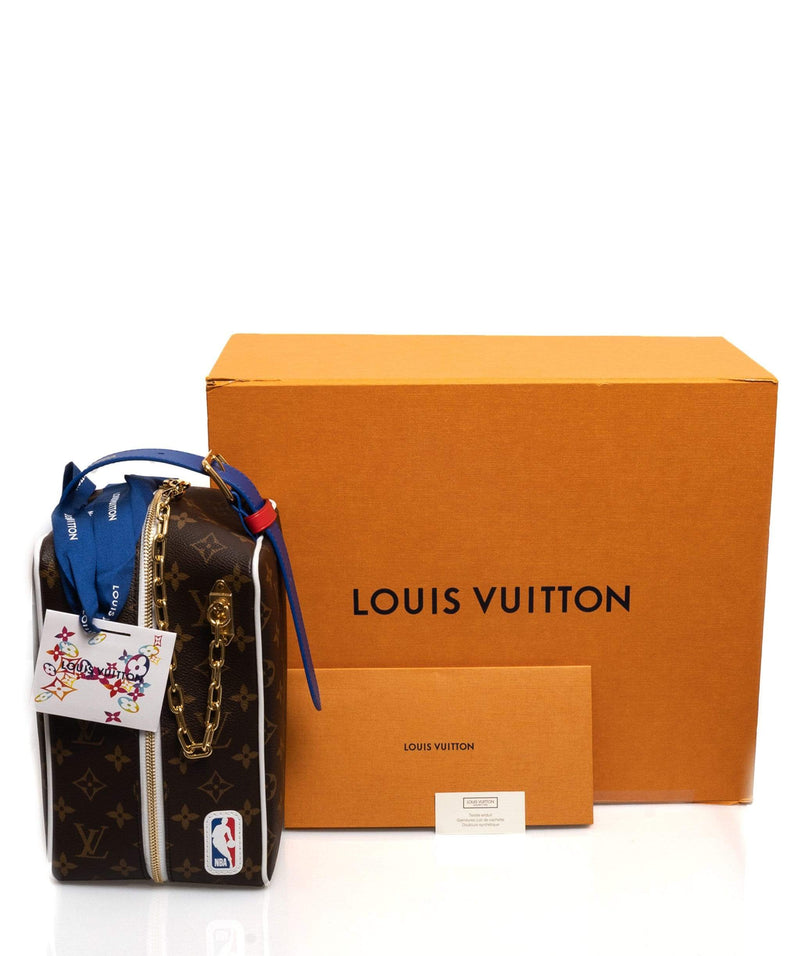 Authentic LOUIS VUITTON Monogram (LVxNBA) Cloakroom Dopp Kit M45588 Bag  #260