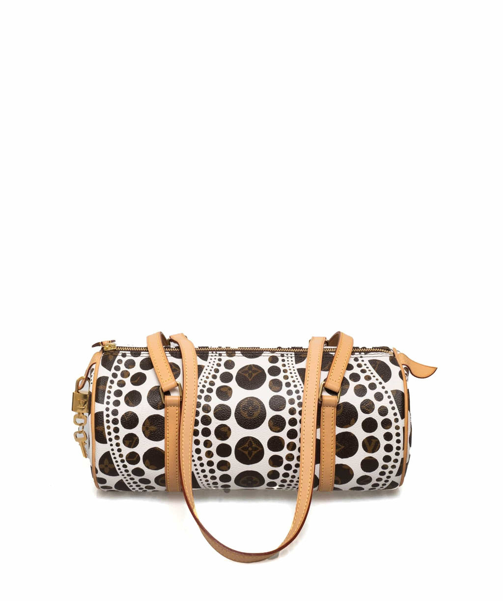 Louis Vuitton on X: Enchanted forms. Covered in #YayoiKusama's signature  infinity dots, the #LouisVuitton Alma showcases a pumpkin charm, a nod to  one of the artist's emblematic shapes. See more from #LVxYayoiKusama
