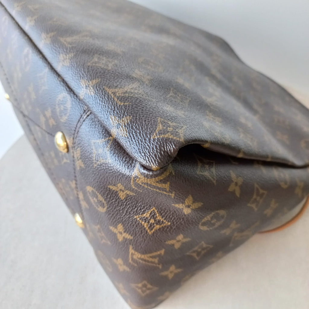 Louis Vuitton Artsy MM Monogram Bag – Luxury Labels
