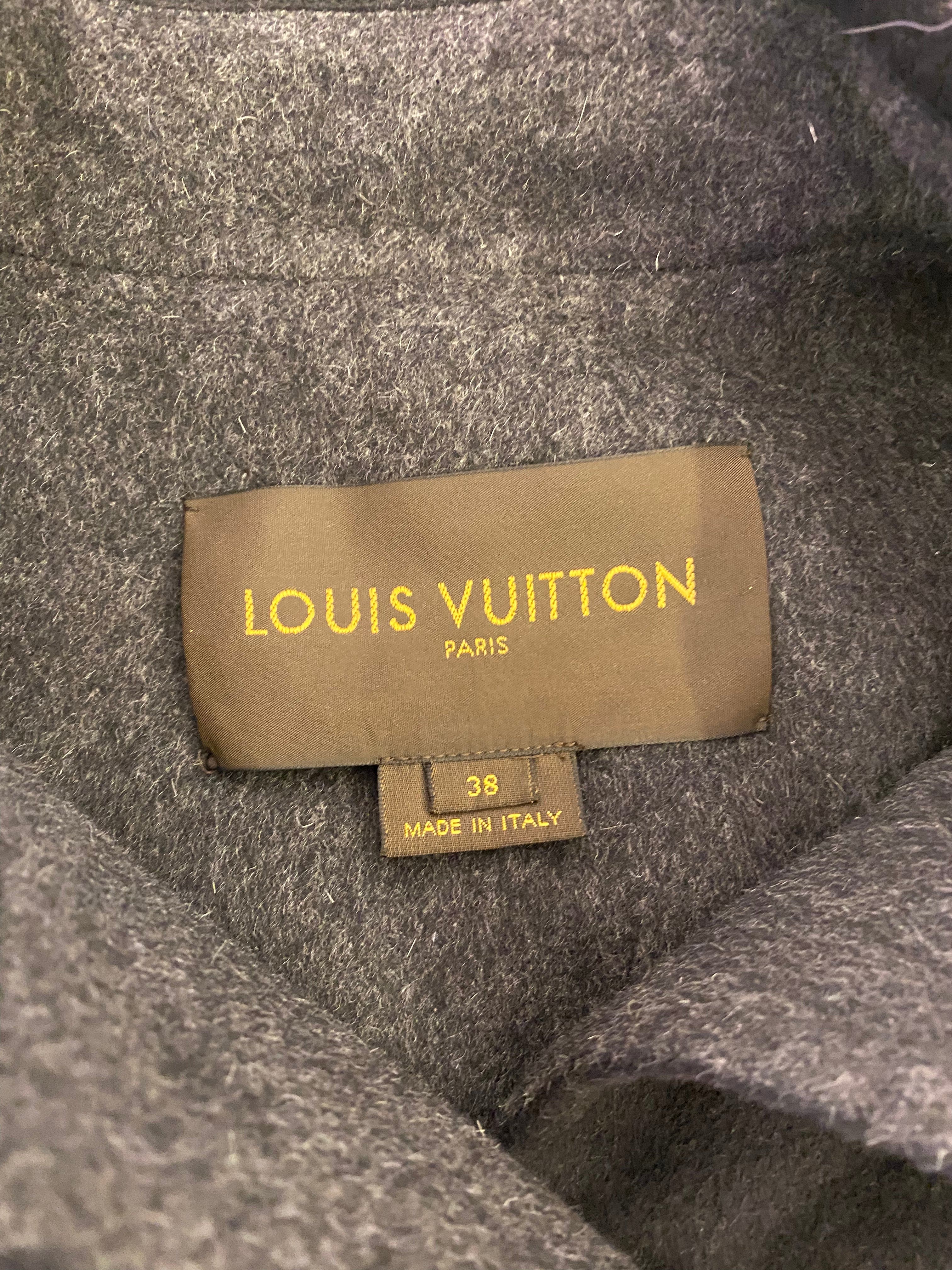 Louis Vuitton Louis Vuitton Cashmere Cape - AWL4152