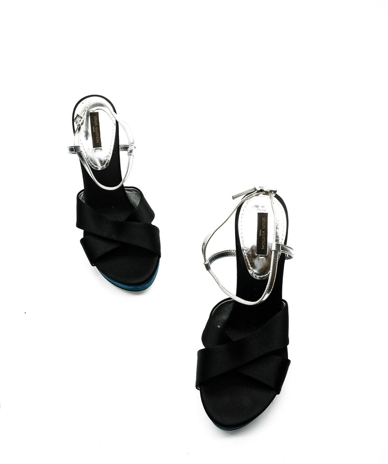 Louis Vuitton Louis Vuitton Wedge Sandals Size 38 RJC1557