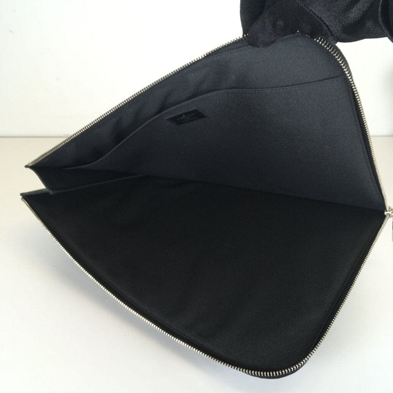 Pochette jour gm cloth bag Louis Vuitton Black in Cloth - 29589567
