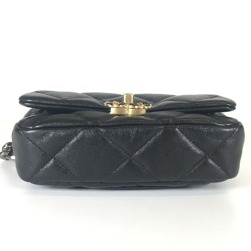 Chanel 19 Mini Belt Bag – LuxuryPromise