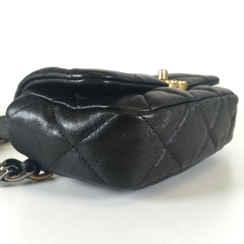 Chanel 19 Mini Belt Bag – LuxuryPromise