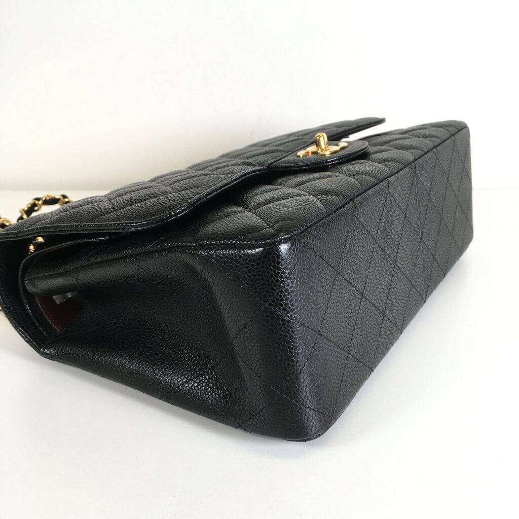 Luxe Du Jour Chanel Classic Jumbo Flap