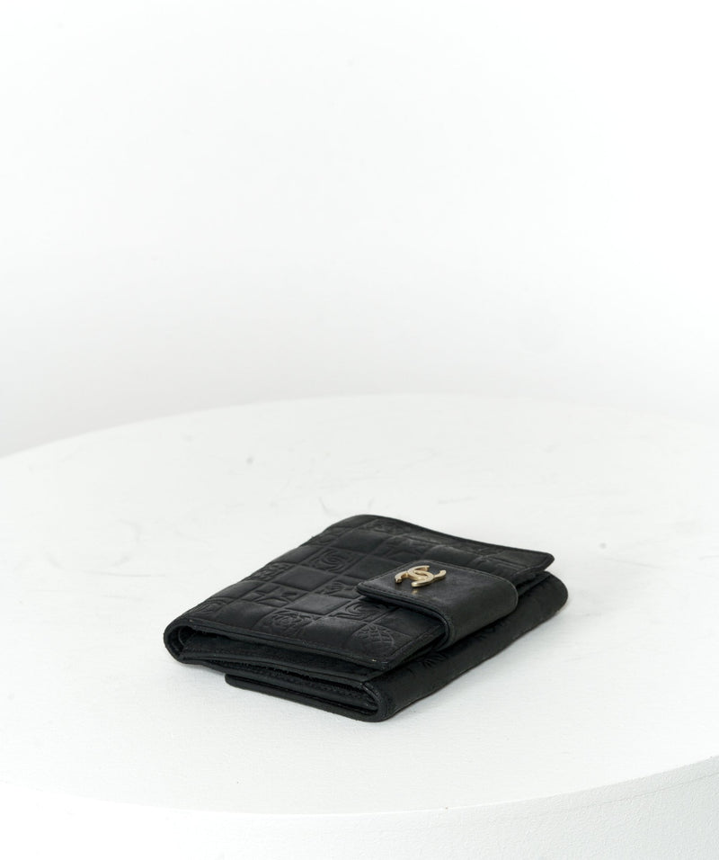 LuxuryPromise Chanel Symbol Lambskin purse