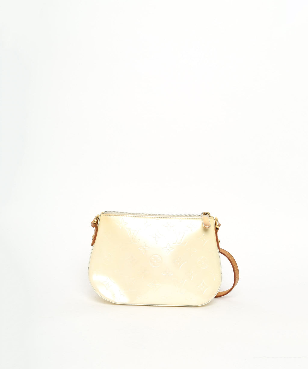 Louis Vuitton Perle Monogram Vernis Minna Street Crossbody Shoulder Bag ○  Labellov ○ Buy and Sell Authentic Luxury