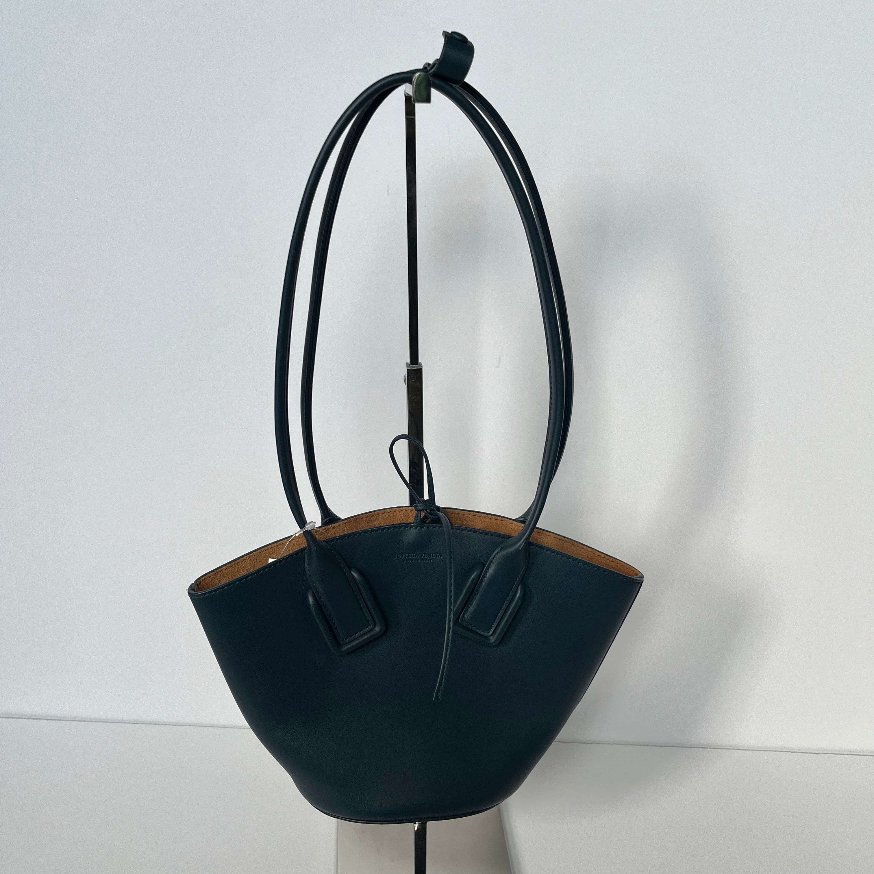 LuxuryPromise Bottega Veneta Basket Bag