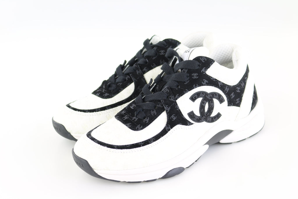Pre-owned White Black Cc Logo Runner Trainer Sneaker